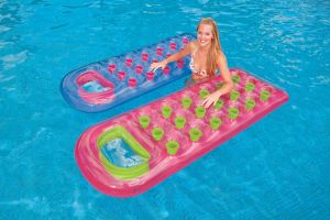 18-Pocket Suntanner Lounges