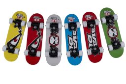 No Fear Skateboard 120 x 127 x 430 mm in Grijs / Blauw / Rood / Groen / Geel