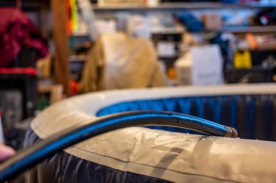 Du stockage au trempage : Préparer votre spa gonflable pour le printemps